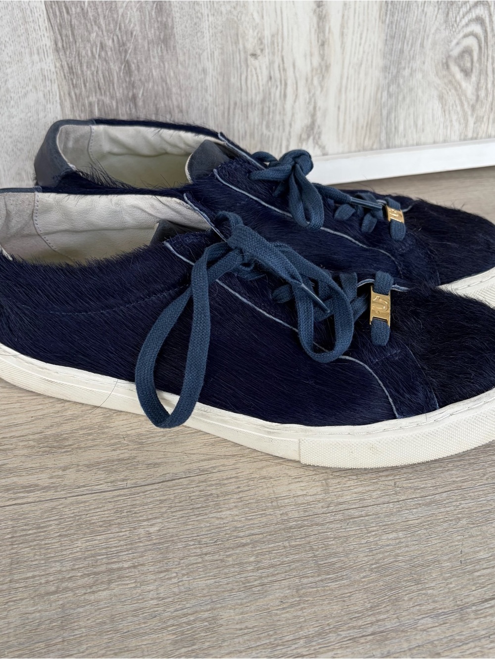True Religion Blue Fur Sneakers Mens 10 42 Low Top Y2K Funky Club Shoes G